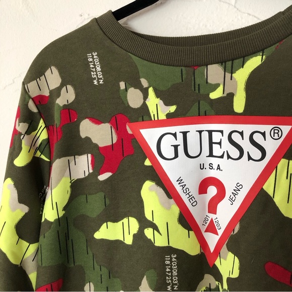 Guess pullover sweater| Camo Print Sweater| Size 18 Large - Picture 3 of 7